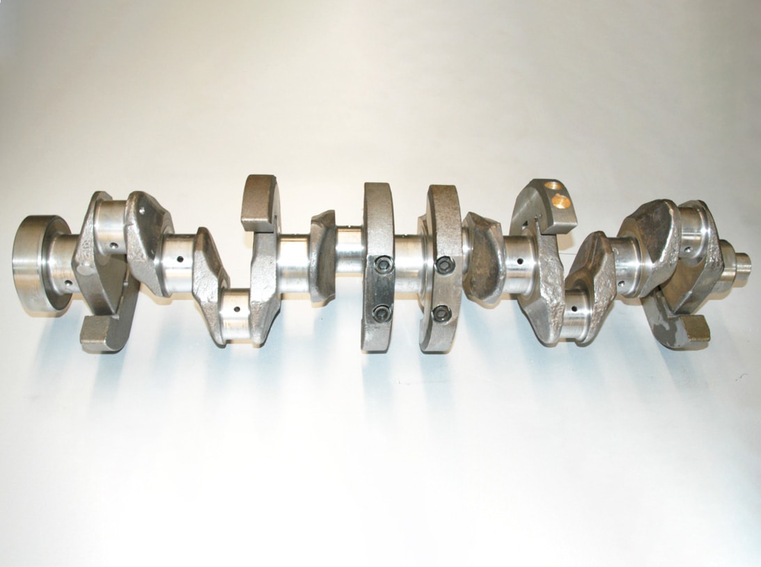 Deutz 6 cylinder crankshaft