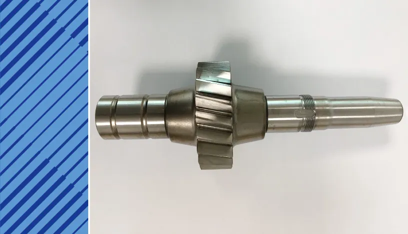 MTU 396 ENGINE PARTS | 5562010105 | COOLANT PUMP SHAFT